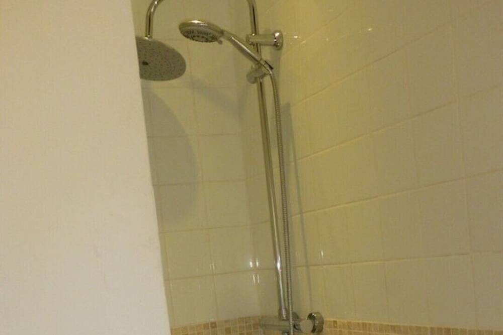 Photo of Bathroom in Saint-Romain