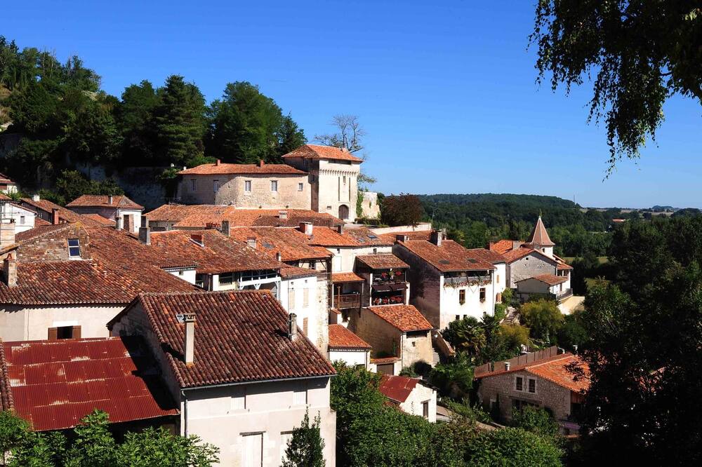 Photo of Outdoor in Saint-Romain