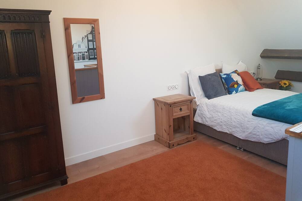 Photo of Bedroom in Malleret-Boussac