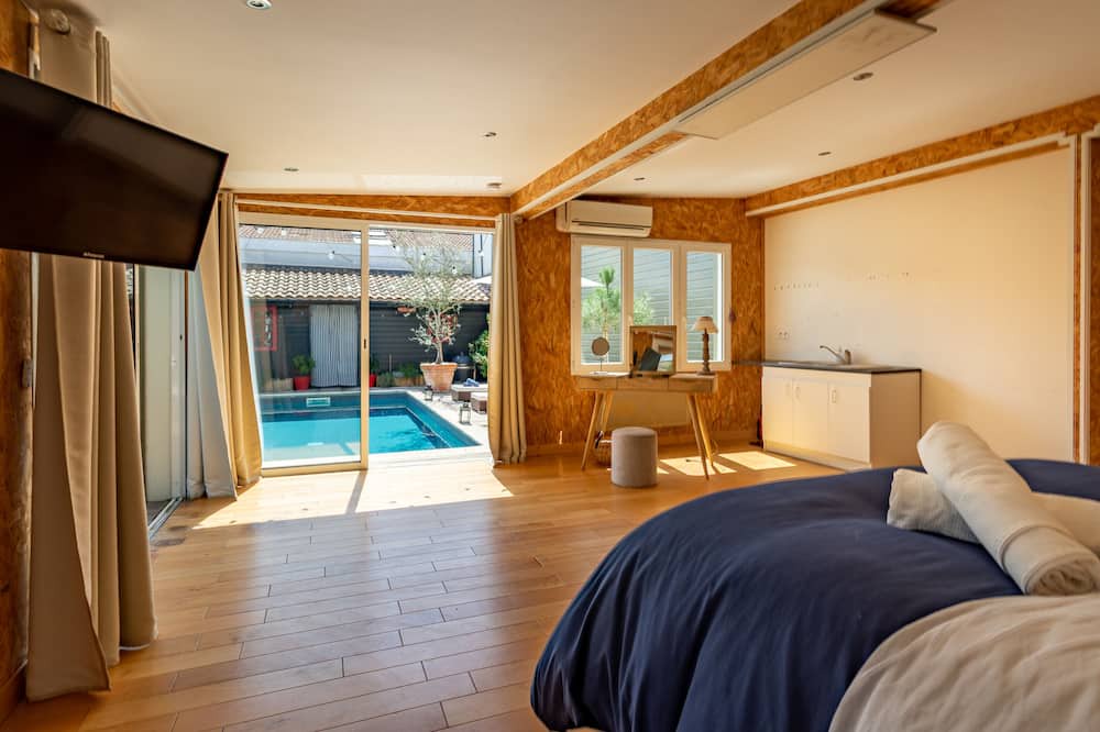 Photo of Bedroom in Bassins a Flot