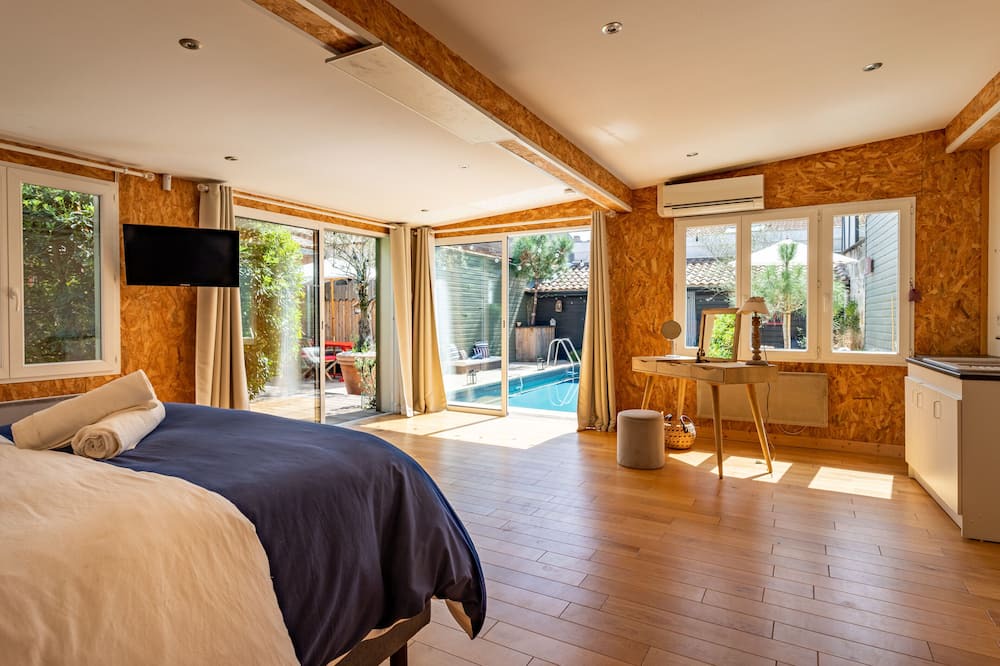 Photo of Bedroom in Bassins a Flot
