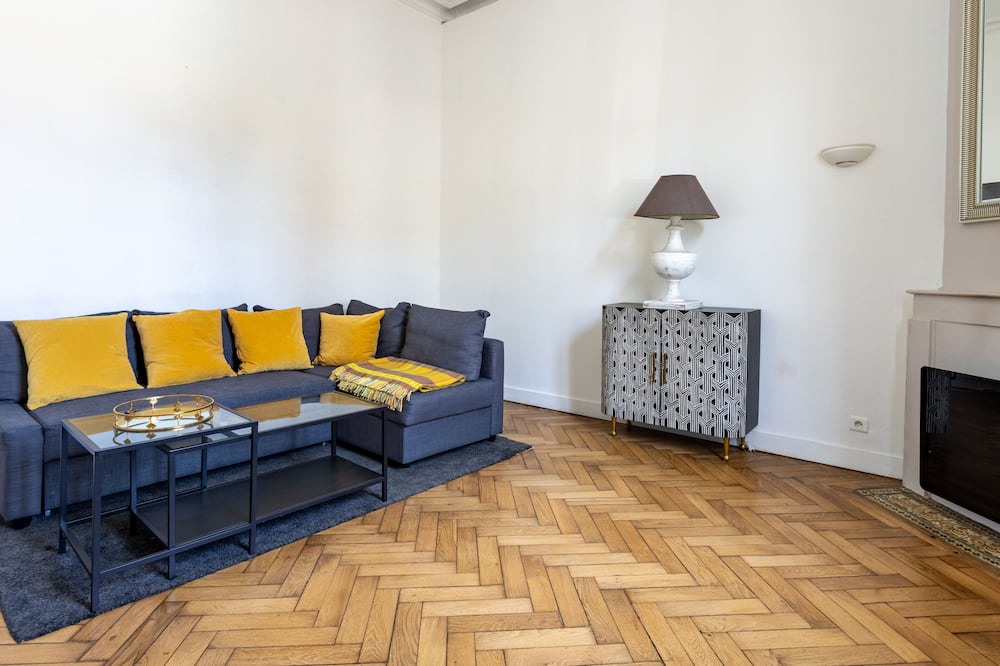 Photo of Livingroom in Bassins a Flot