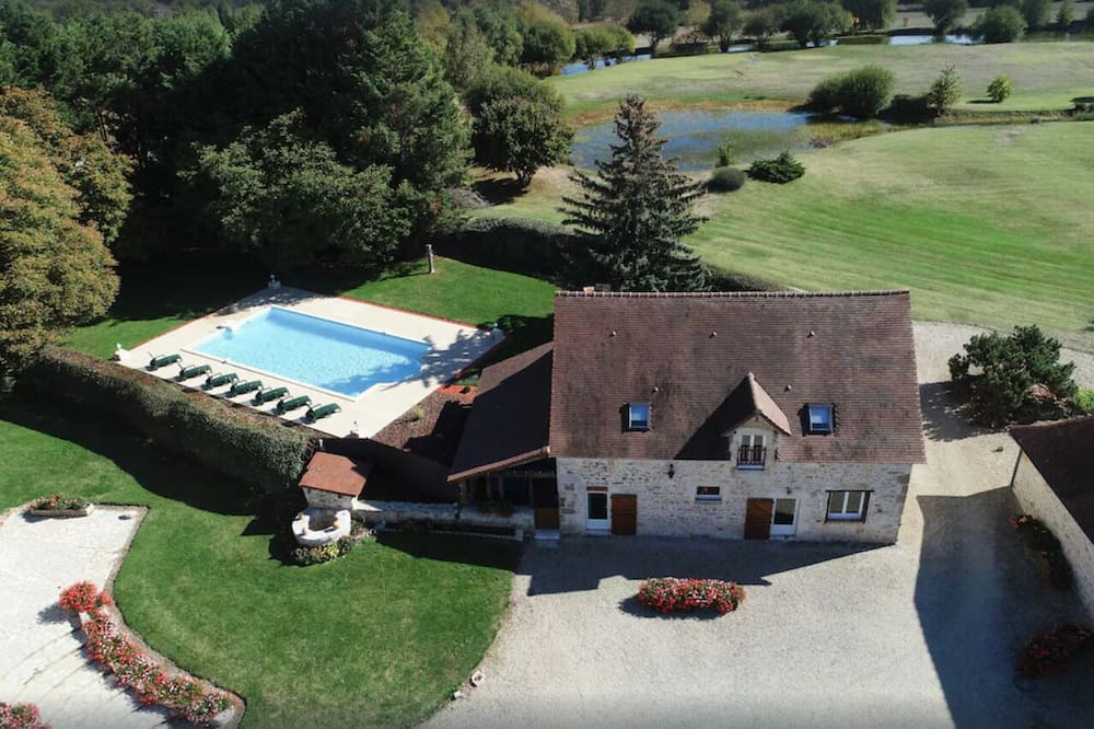 Photo of Outdoor in La Trimouille