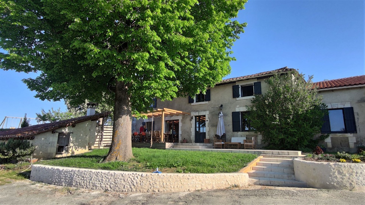 Photo of Outdoor in Pillac
