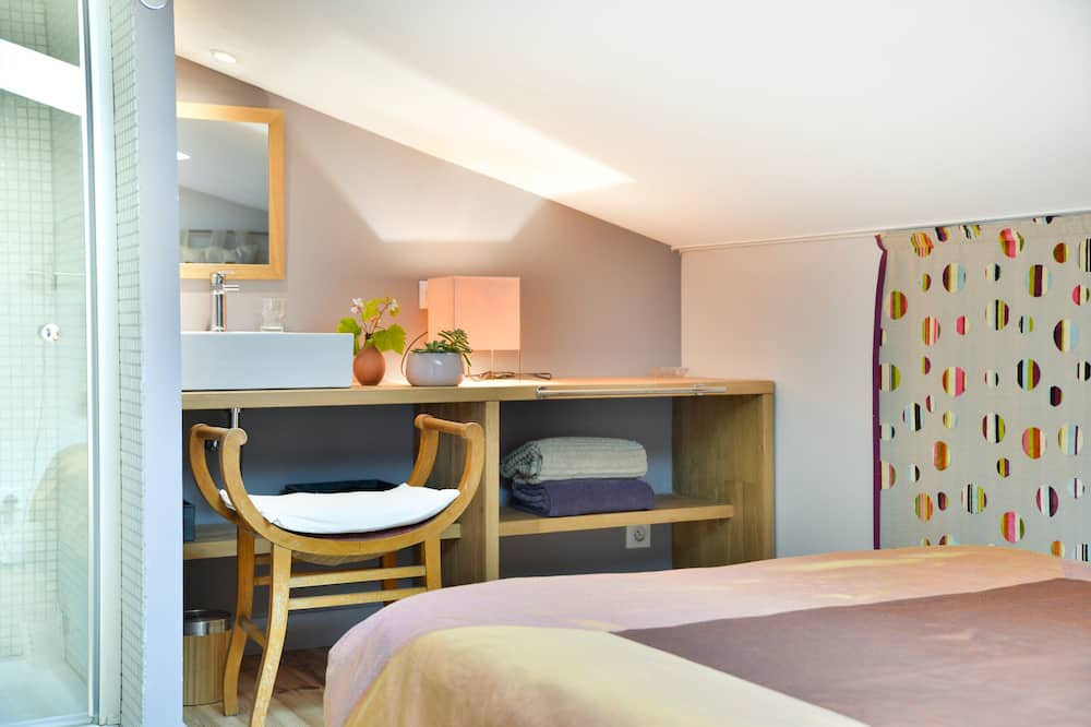 Photo of Bedroom in Bourg-sur-Gironde