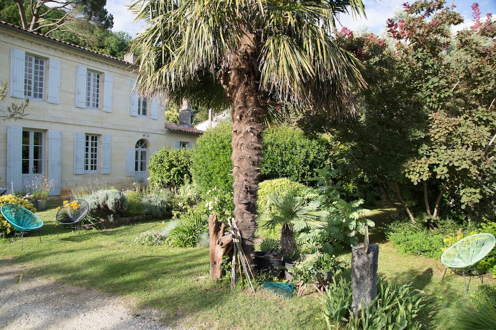 Photo of Outdoor in Bourg-sur-Gironde