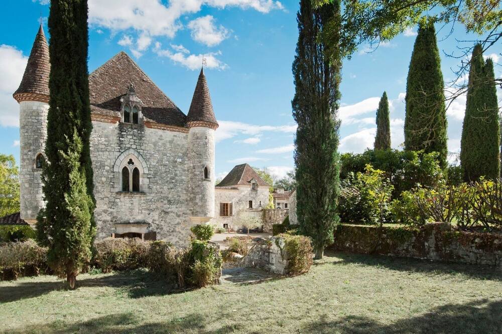 Photo of Outdoor in Saint-Caprais-de-Lerm