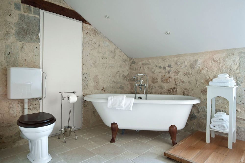 Photo of Bathroom in Saint-Caprais-de-Lerm