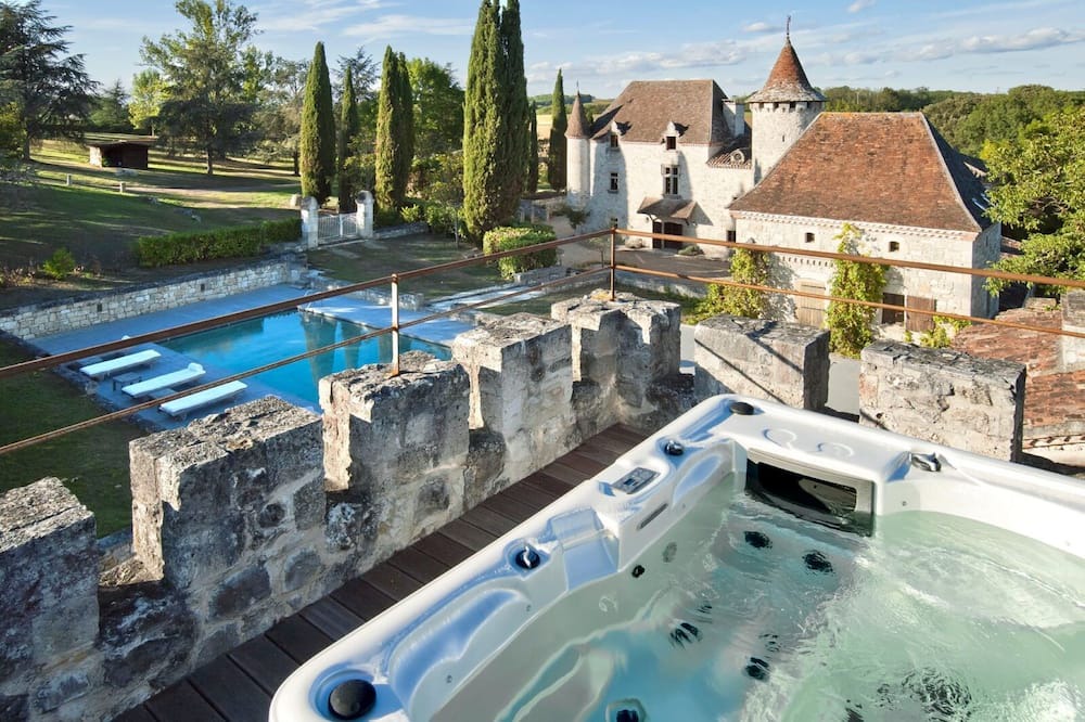 Photo of Outdoor in Saint-Caprais-de-Lerm