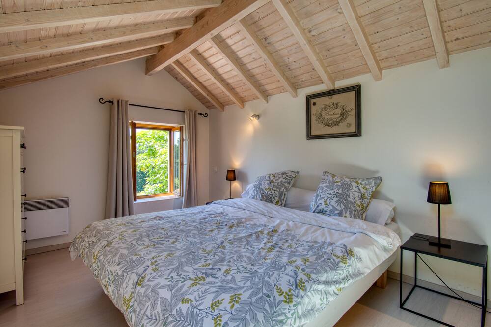Photo of Bedroom in Veyrines-de-Vergt