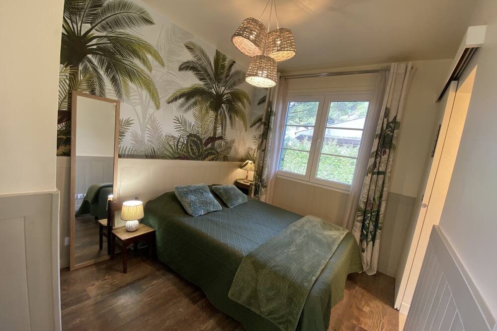 Photo of Bedroom in Saint-Trojan-les-Bains