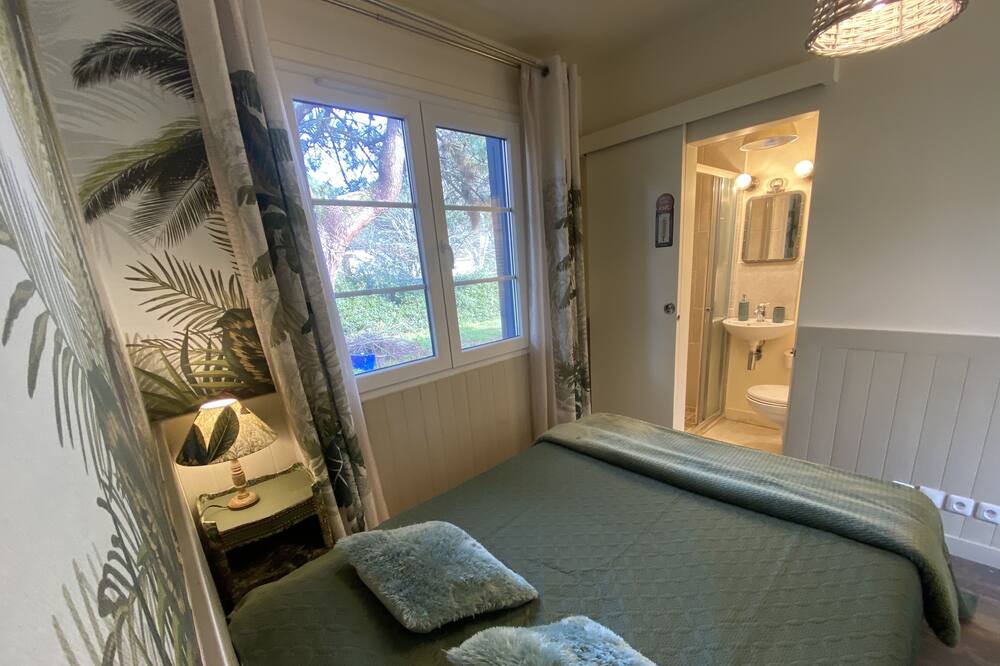 Photo of Bedroom in Saint-Trojan-les-Bains