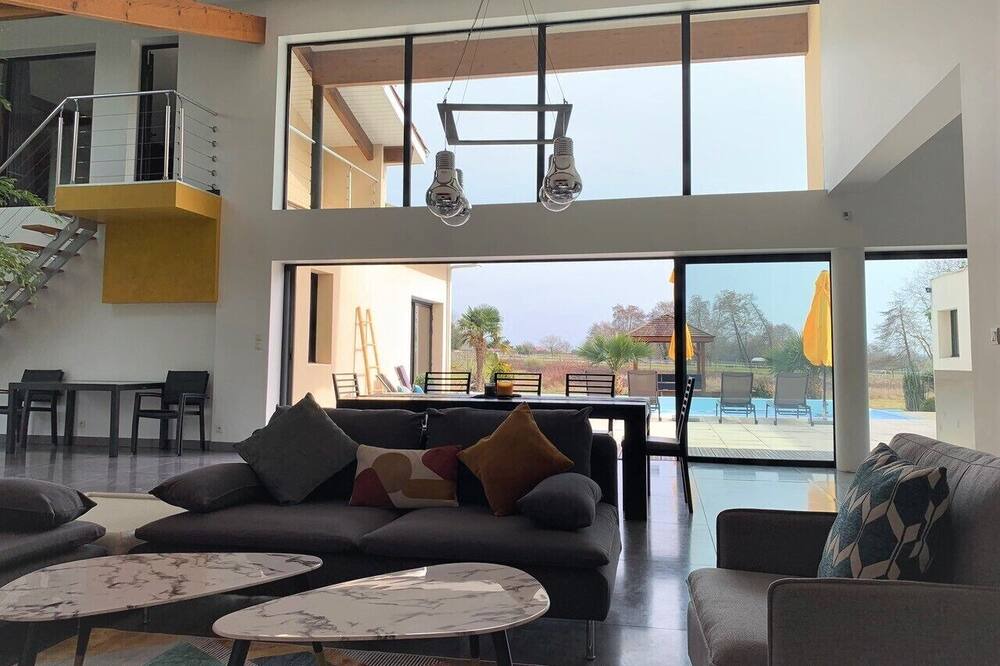 Photo of Livingroom in Riviere-Saas-et-Gourby