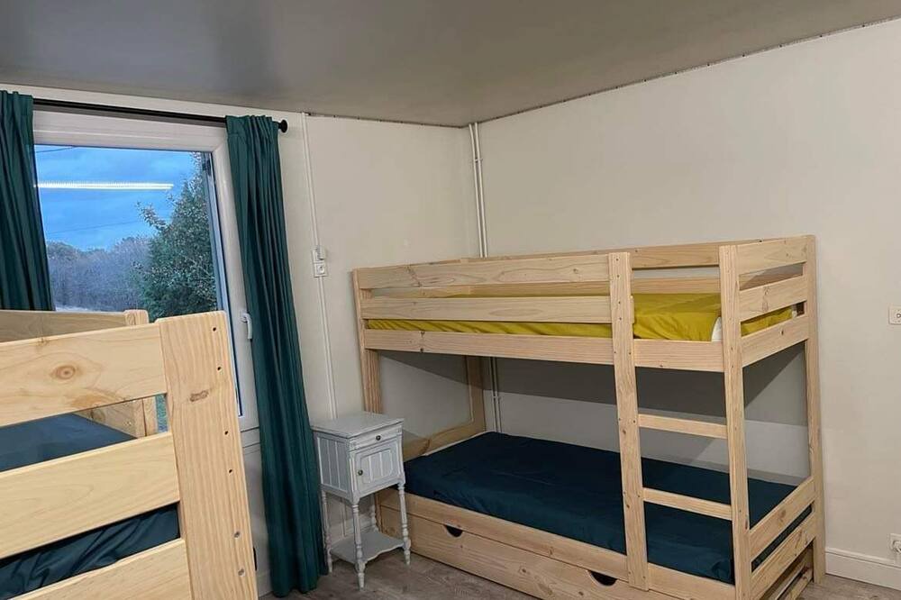 Photo of Bedroom in Doissat