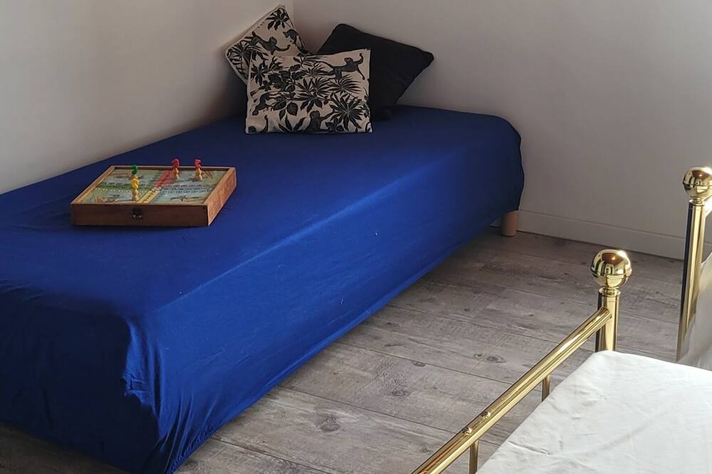 Photo of Bedroom in Doissat