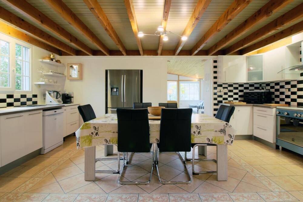 Photo of Kitchen in Le Pian-Medoc