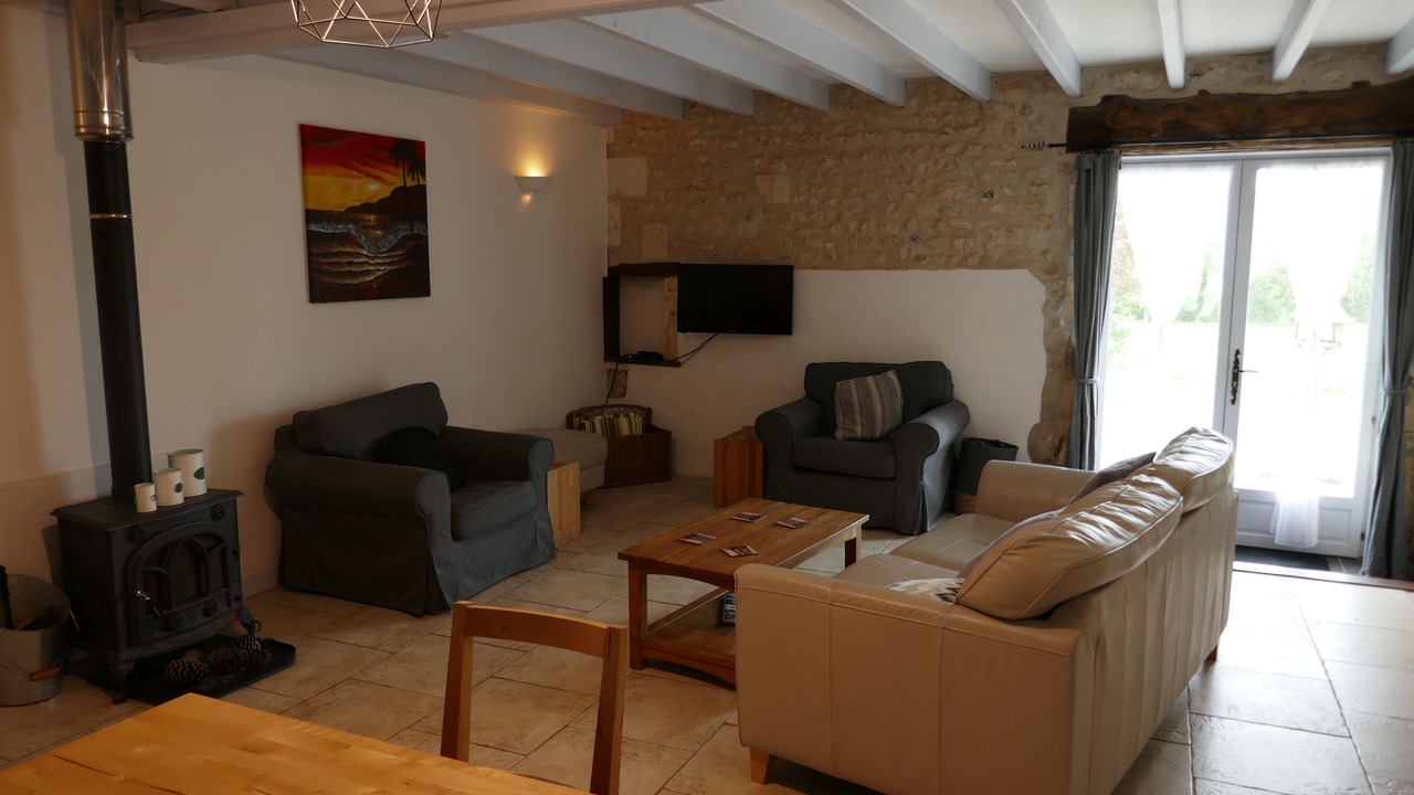 Photo of Livingroom in Baignes-Sainte-Radegonde