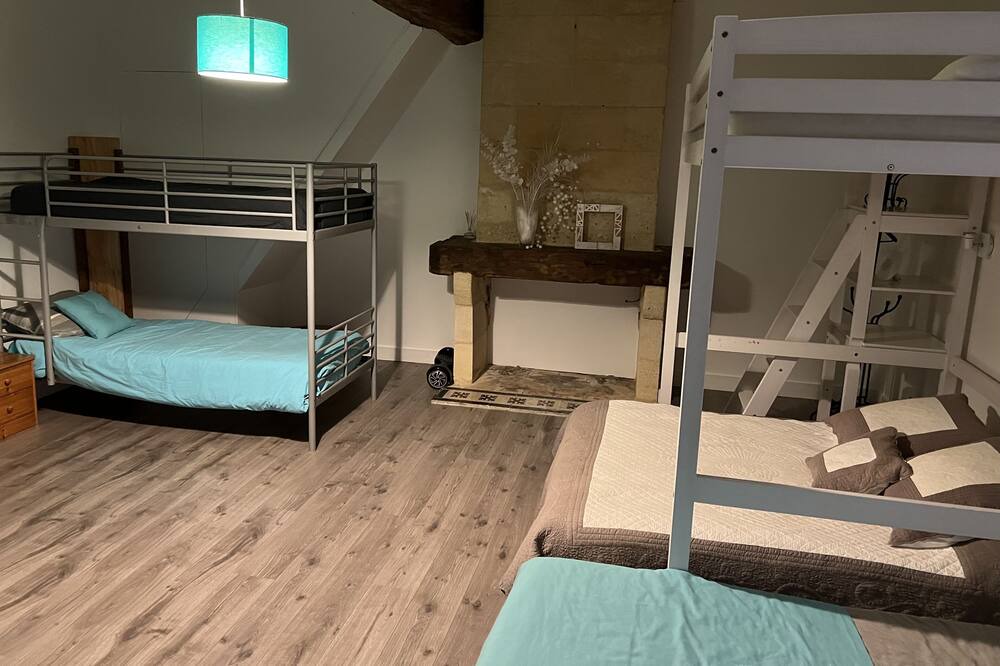 Photo of Bedroom in Montagne
