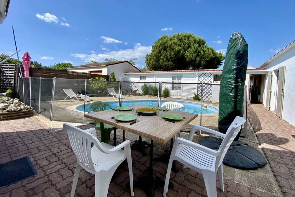 Photo of Outdoor in Domino