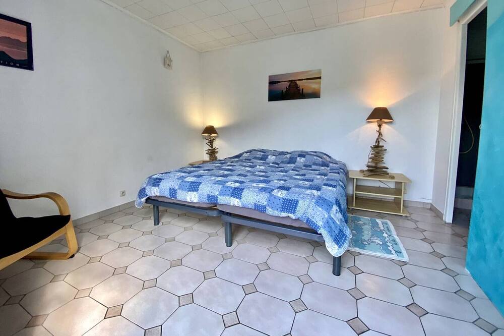 Photo of Bedroom in Domino