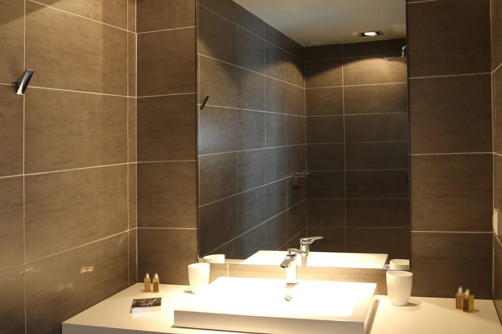 Photo of Bathroom in Kokotia