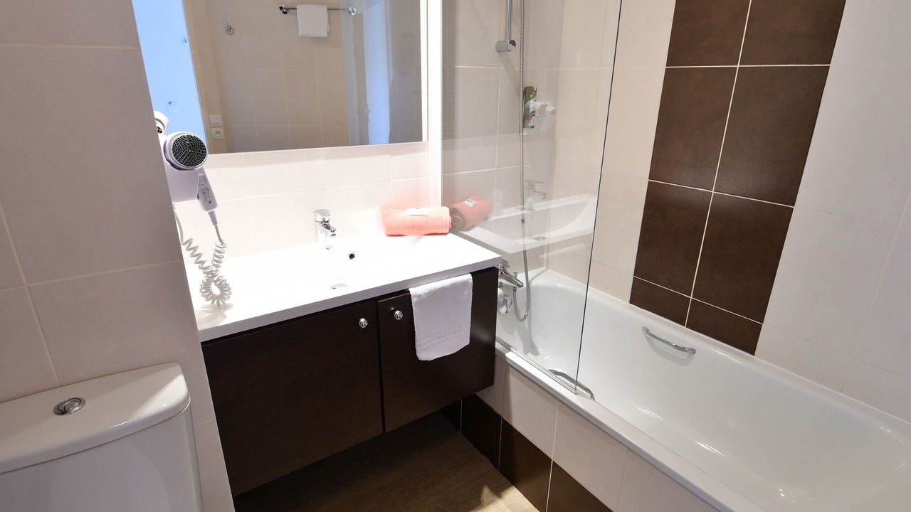 Photo of Bathroom in Bordeaux-Lac