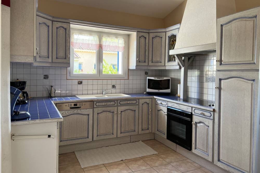 Photo of Kitchen in Sablet