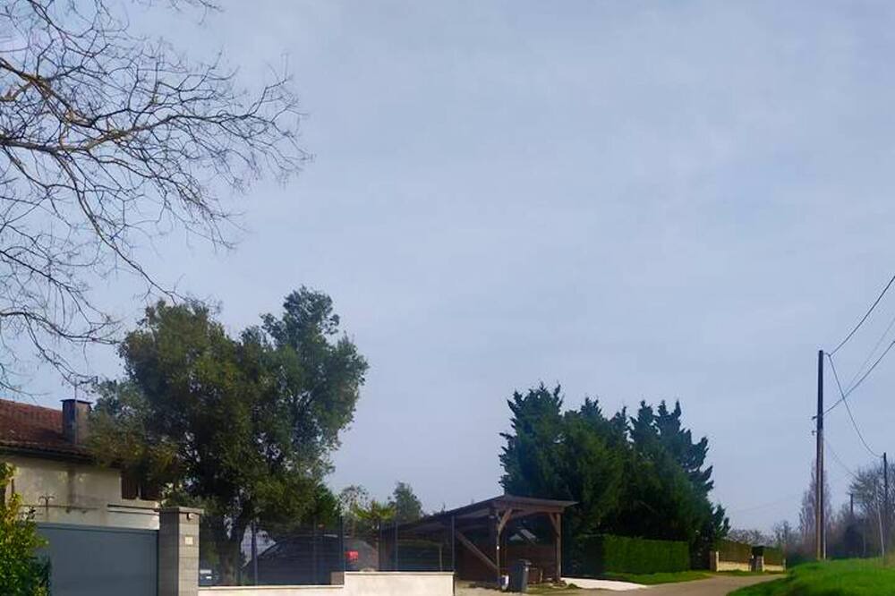 Photo of Outdoor in Aiguillon