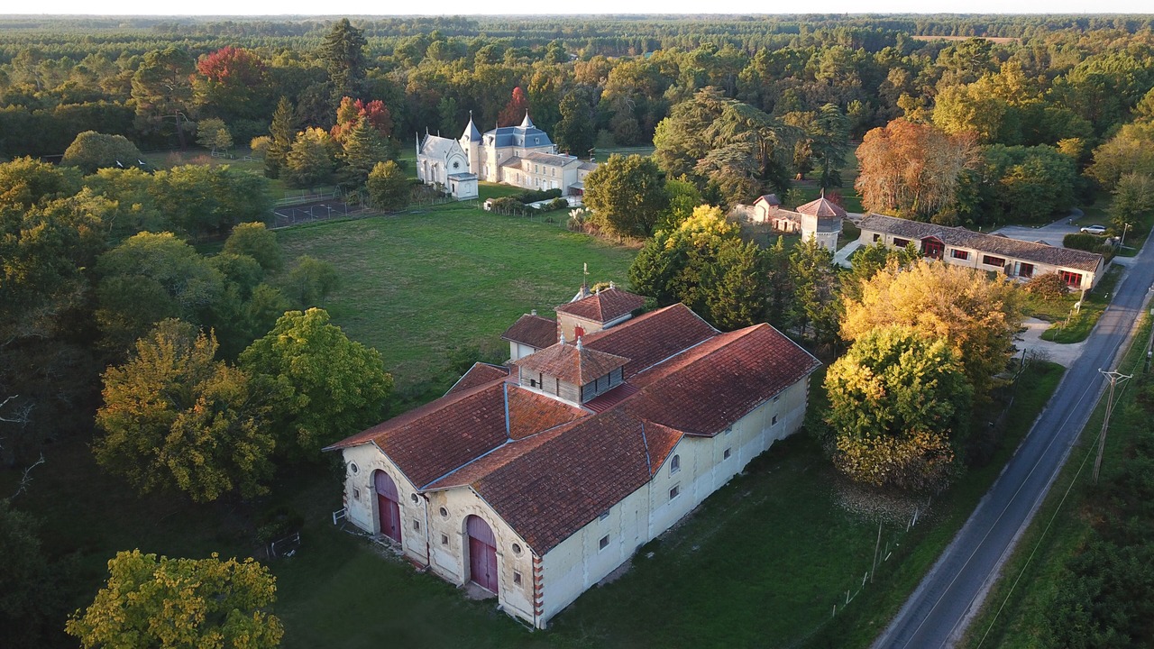 Photo of Outdoor in Leognan
