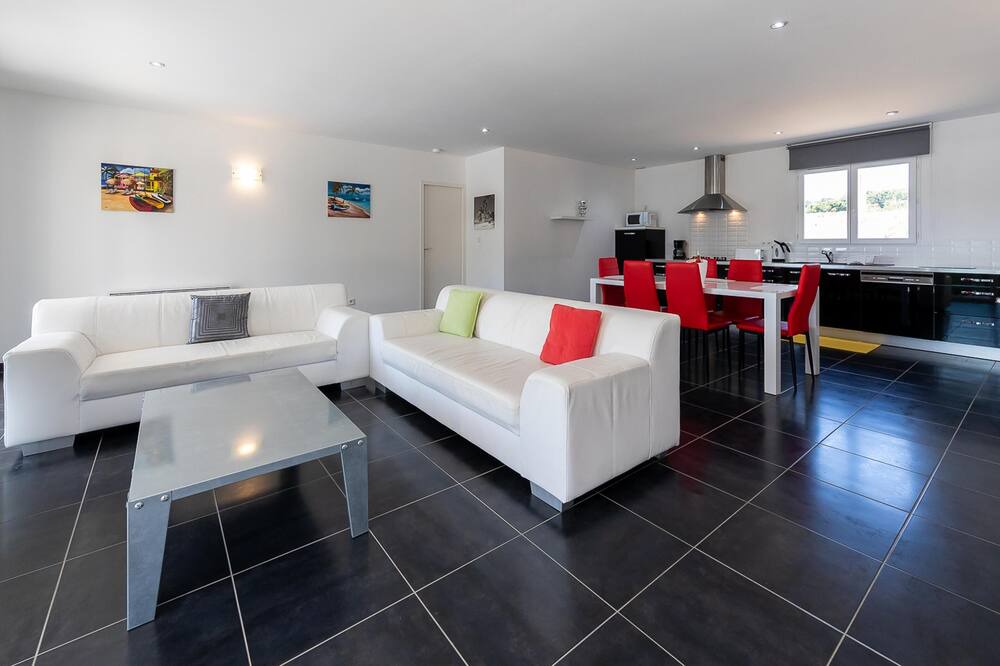 Photo of Livingroom in Cairanne