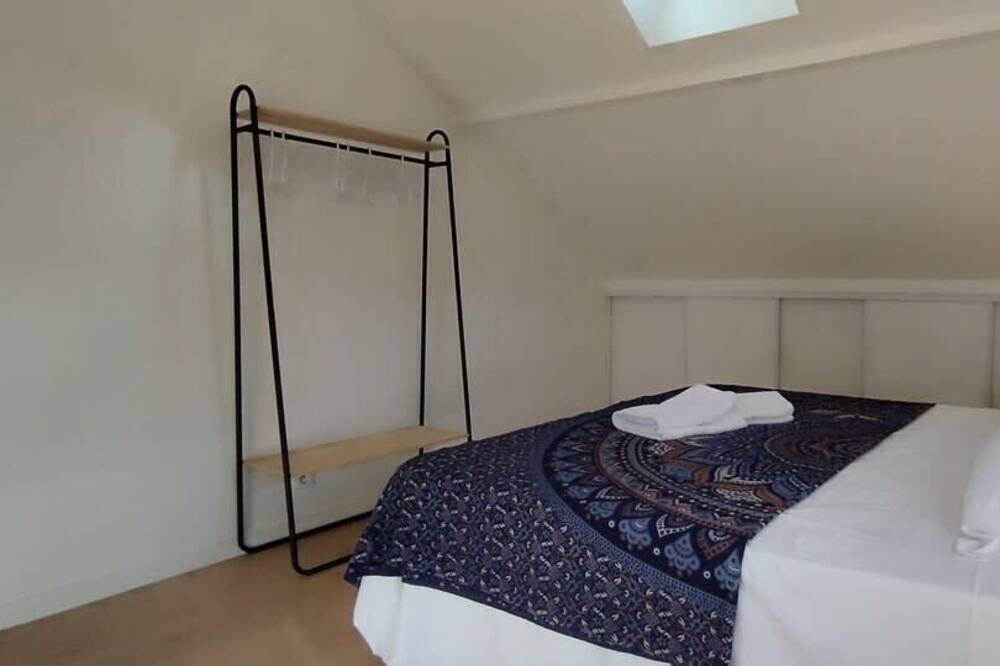 Photo of Bedroom in Villenave-d'Ornon