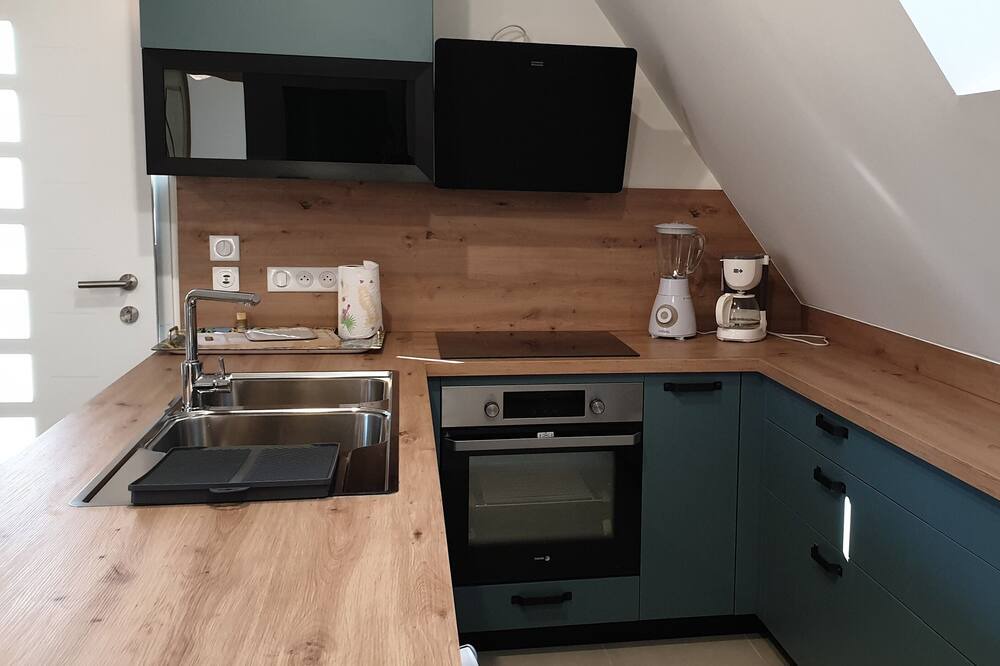 Photo of Kitchen in Saint-Leon-sur-Vezere
