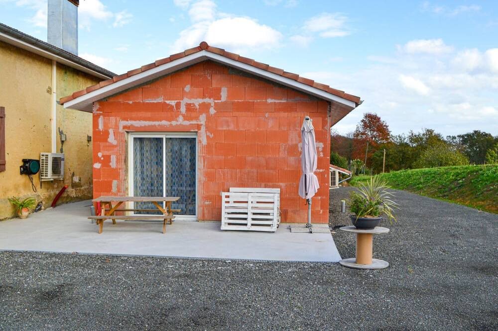 Photo of Outdoor in Pouillon