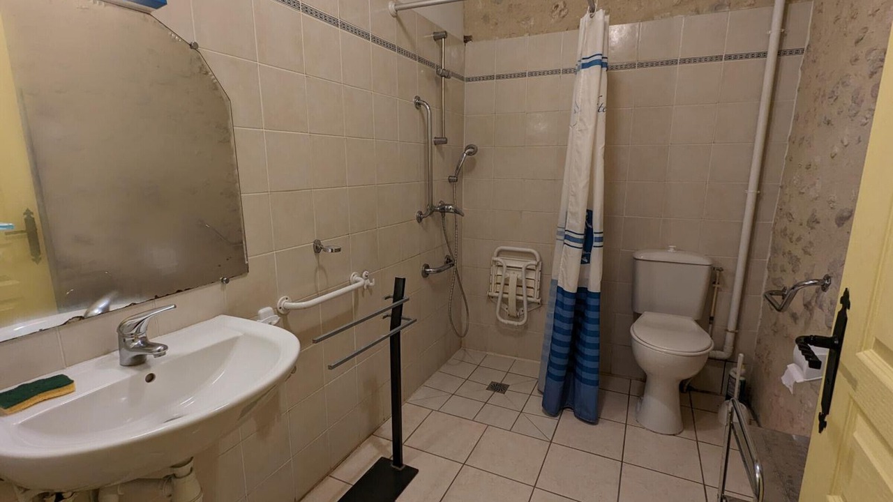 Photo of Bathroom in Bonnes