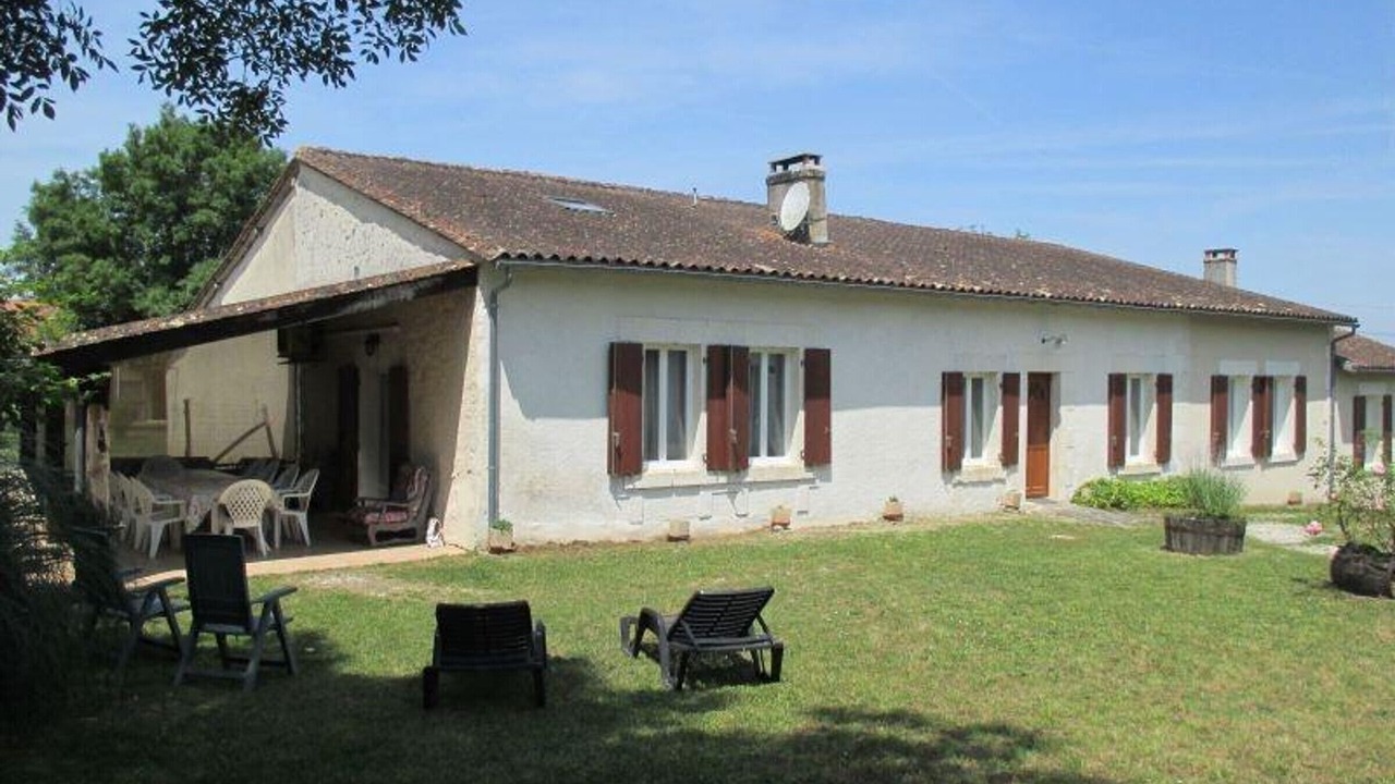 Photo of Outdoor in Bonnes