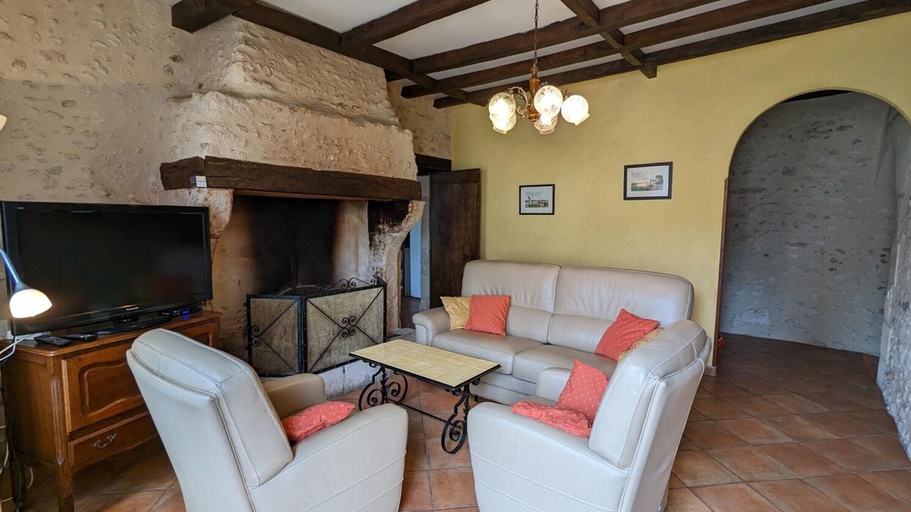 Photo of Livingroom in Bonnes