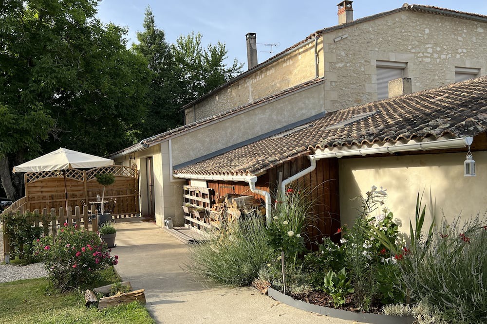 Photo of Outdoor in Montcaret