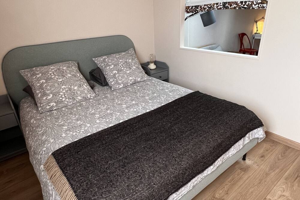 Photo of Bedroom in Montcaret