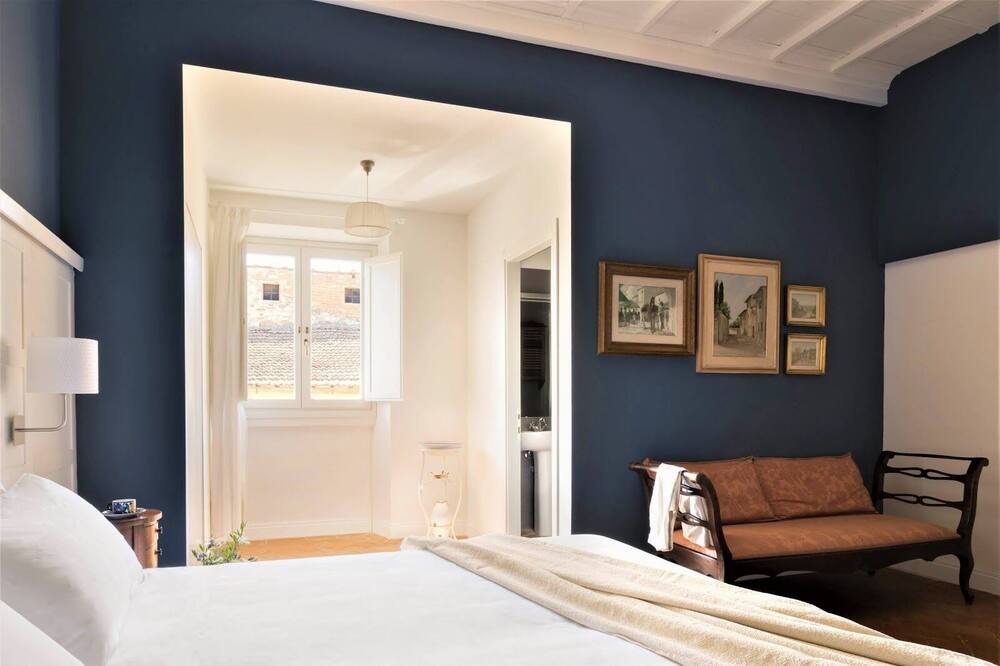 Photo of Bedroom in Comeana