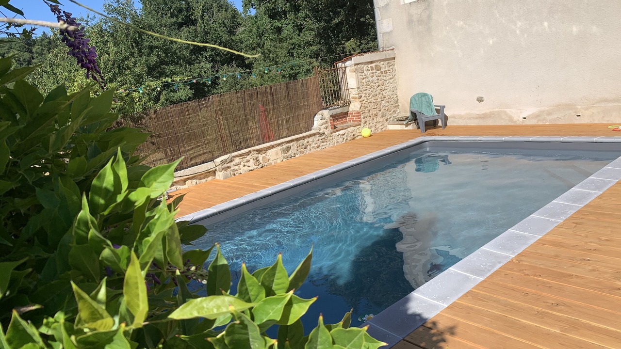 Photo of Outdoor in Persac