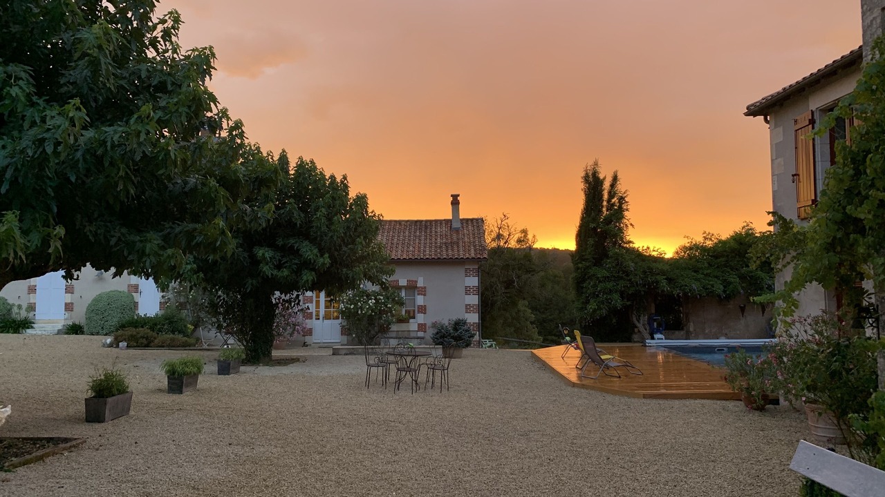 Photo of Outdoor in Persac