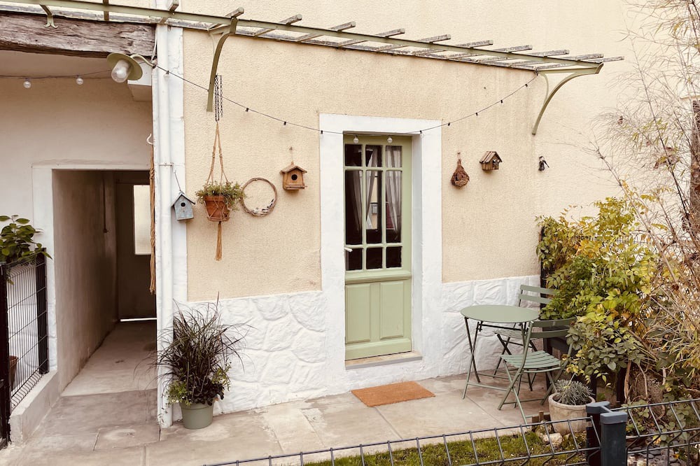 Photo of Outdoor in La Roche-Chalais