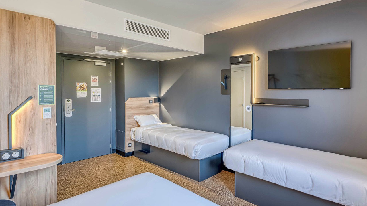 Photo of Bedroom in Saint-Andre-de-Cubzac