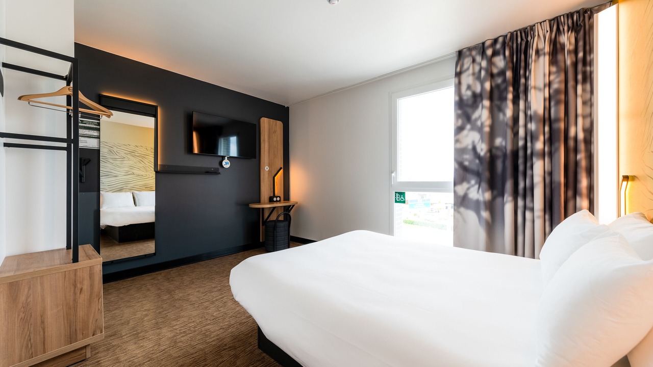 Photo of Bedroom in Saint-Andre-de-Cubzac