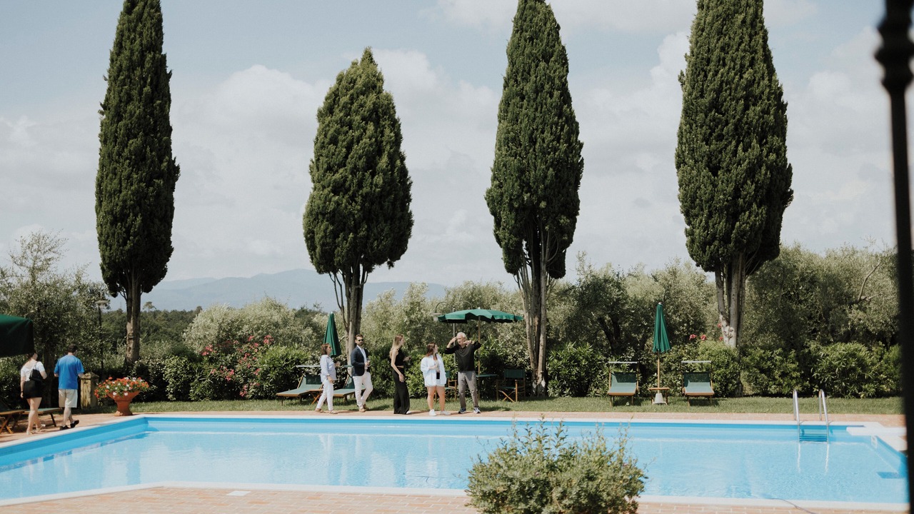 Photo of Outdoor in Lari