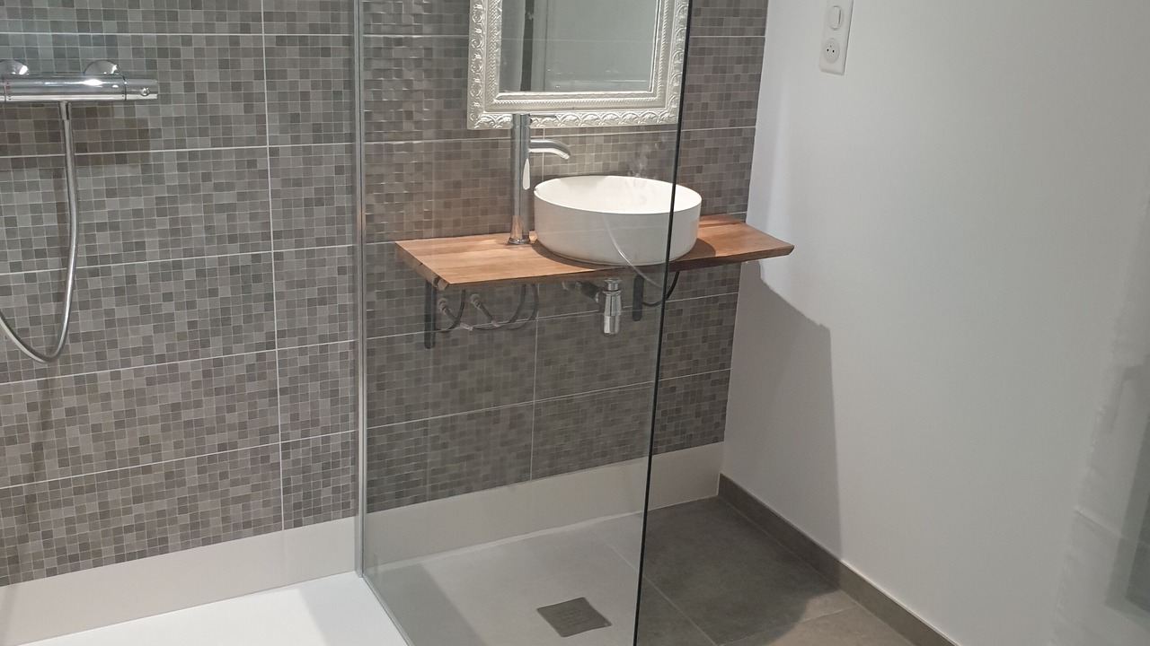 Photo of Bathroom in Saint-Amand-de-Coly