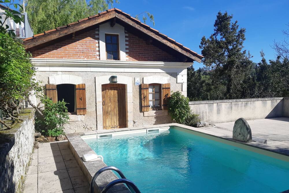 Photo of Outdoor in Montagrier