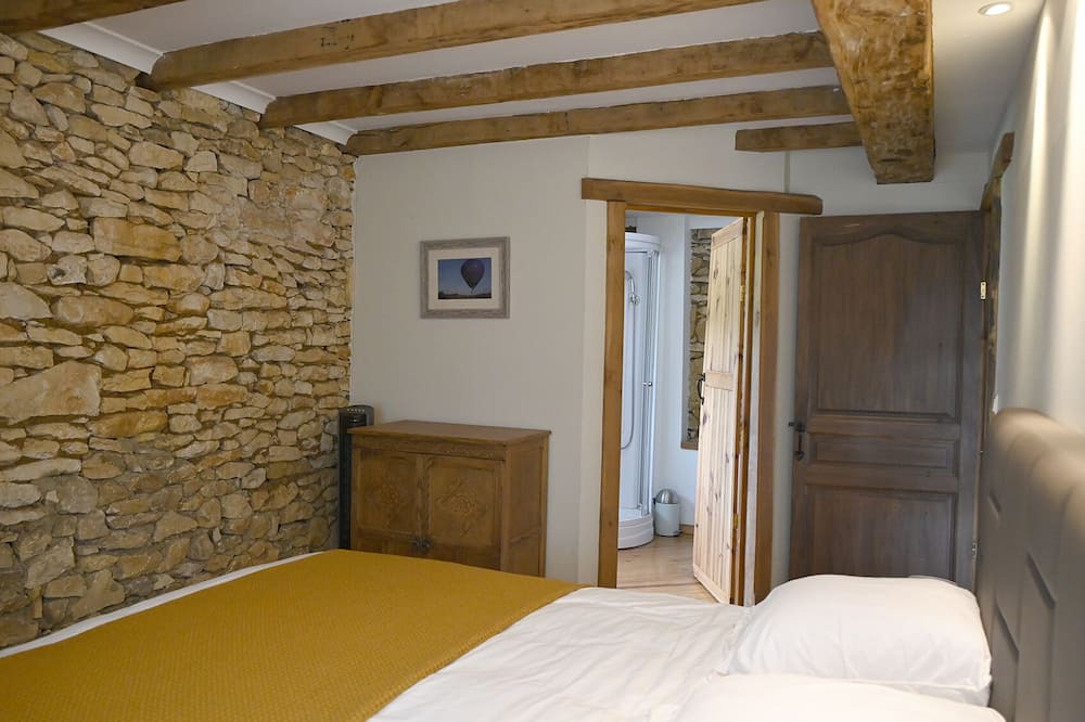 Photo of Bedroom in Saint-Vincent-de-Cosse