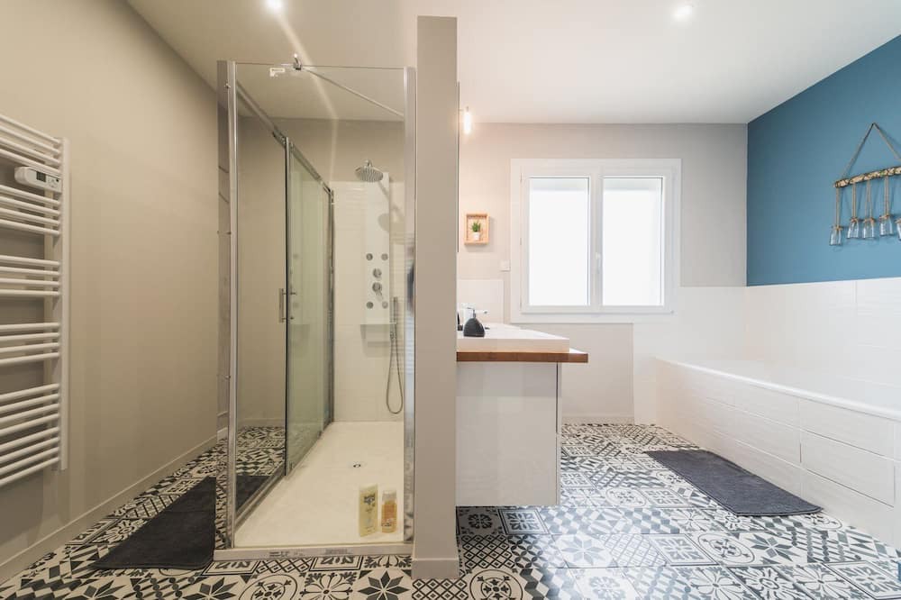 Photo of Bathroom in Poitiers