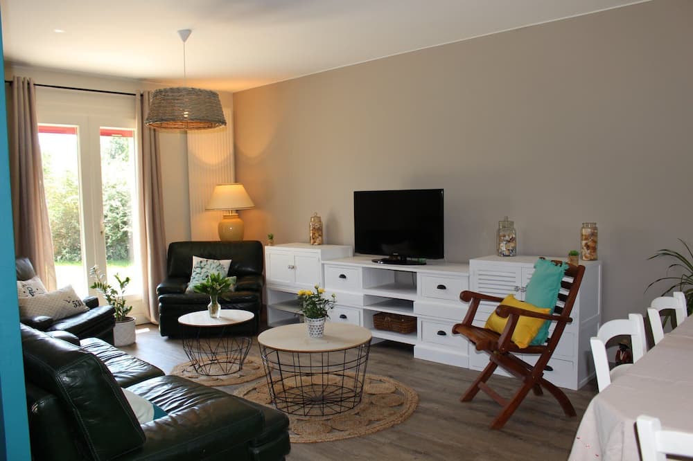 Photo of Livingroom in Saint-Benoit